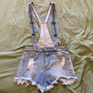 Overall shorts